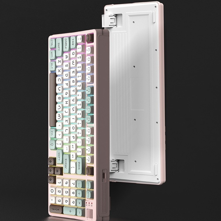 Combination Of Three Color Luminous Machinery Feel Desktop Computer