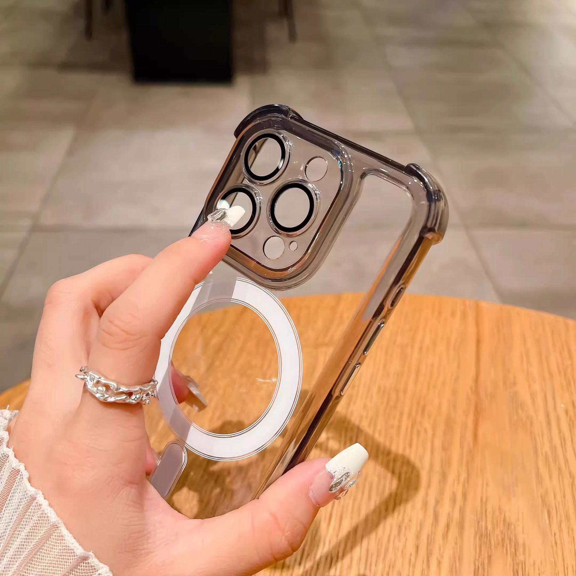 Transparent Airbag Phone Case Comes With Lens Protector All-inclusive Protective Cover