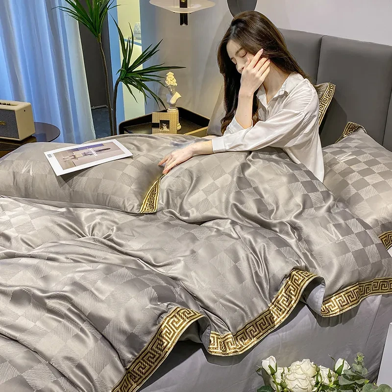 Silk Quilt Cover