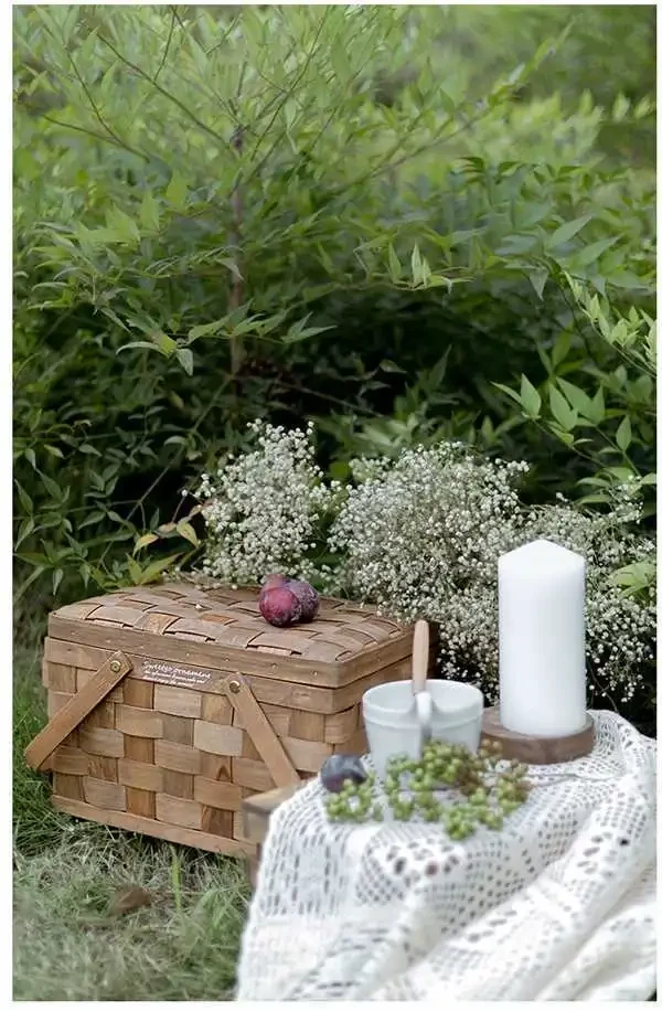 Basket With Lid