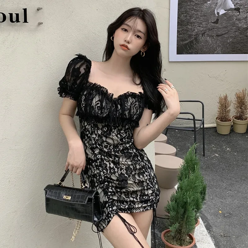 Dress Sweetheart Neckline