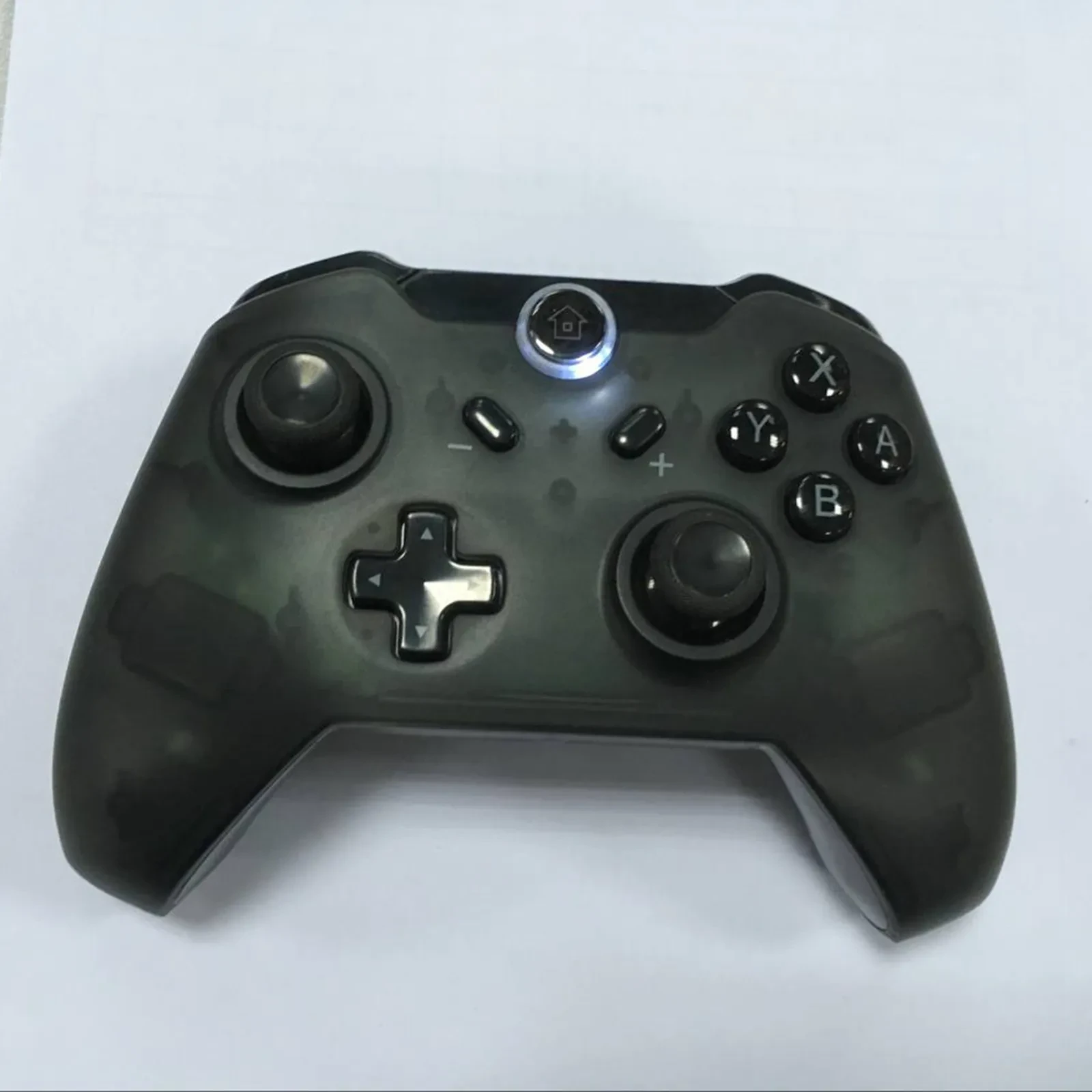 Wireless gamepad with screenshot