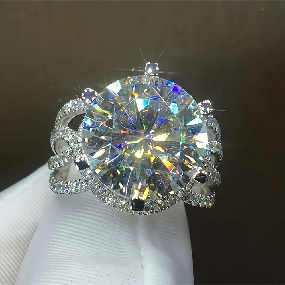 VOPU 4-Carat Moissanite Ring