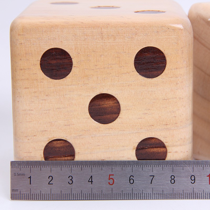 Giant Dice