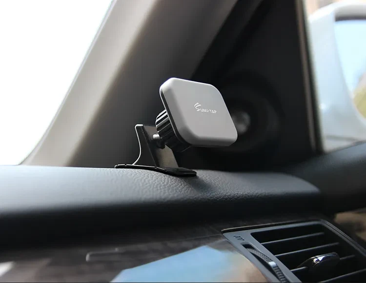 Car phone holder magnetic