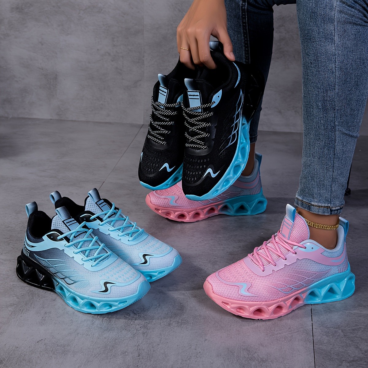 VOLARPISADA Women's Lightweight and Breathable Athletic Shoes