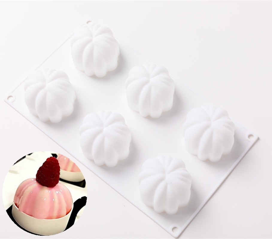 3D Pumpkin Cake