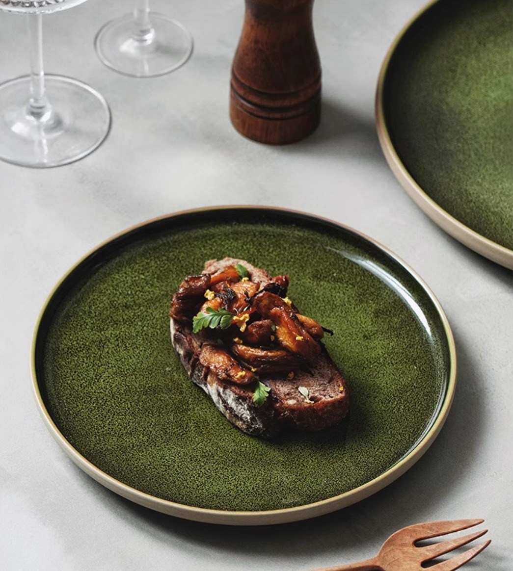 Steak Green Salad Dish
