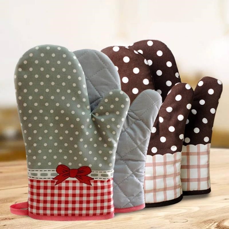 Microwave oven gloves