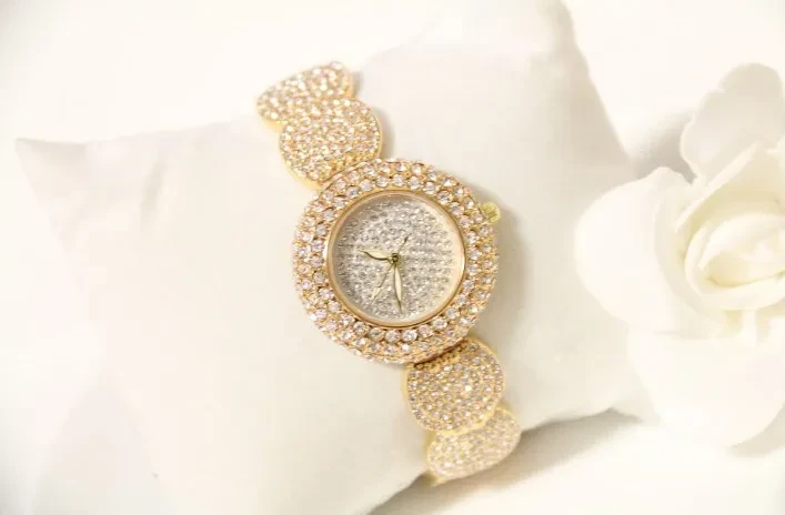 Steel band crystal full diamond watch for women