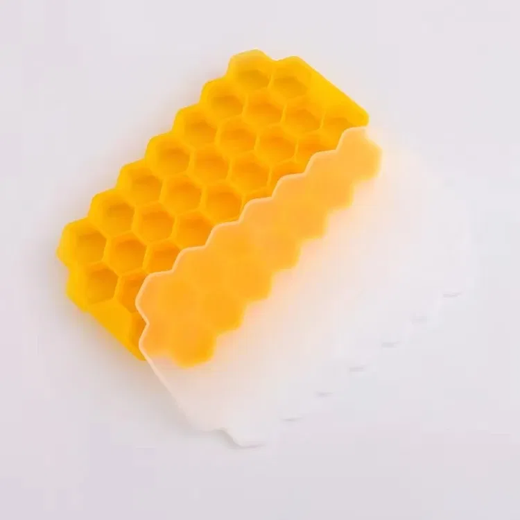 Color: Yellow, Size: M - 4/2/1PCS Silicone Ice Cube Mold 148 Cube Large-capacity Ice Trays Food Grade Ice Maker BPA Free Reusable Ice Maker with Lids