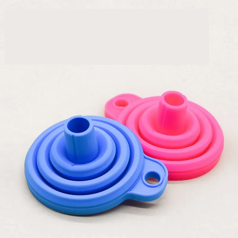 Color: black - Collapsible Silicone Car Engine Funnel for Mitsubishi Endeavor Montero Outlander 2 3 XL Pajero 2 4