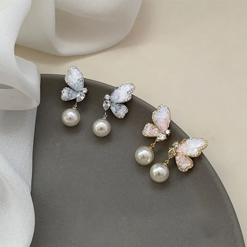 Gradient Butterfly Pearl Earrings With Rhinestones
