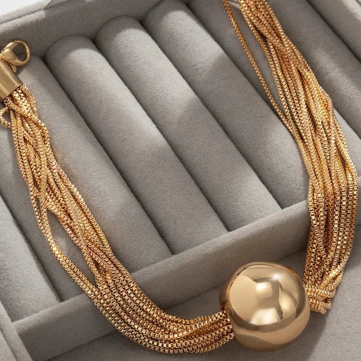 POSH ELEGANCE NECKLACE