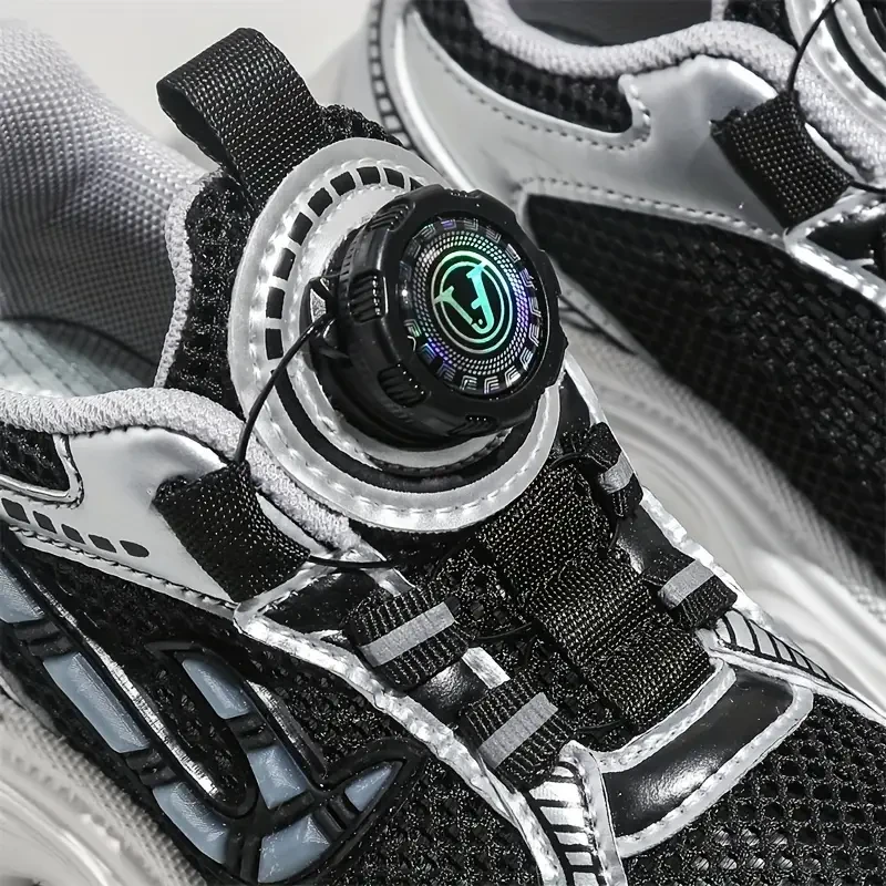 Trendy Cool Low Top Mesh Basketball Shoes