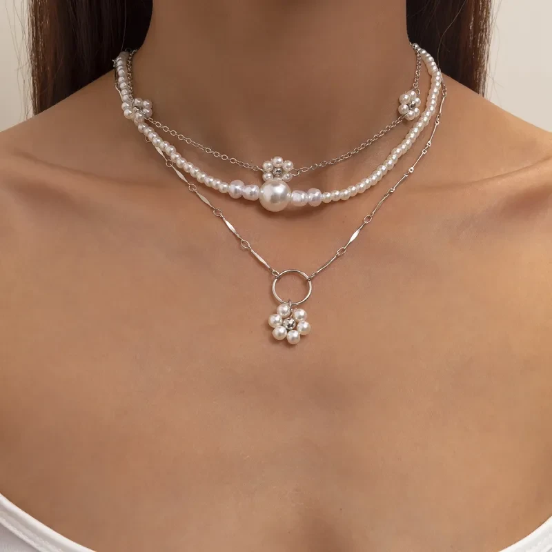 Vintage Flower Imitation Pearl Clavicle Necklace