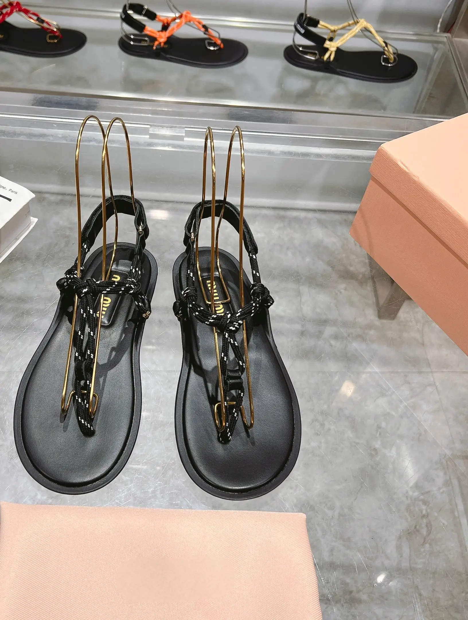 Color: black, Shoe Size: 39 - 25 New Summer Products, Super Cost-effective, Summer Sandals and Flip-flops Are Versatile and Trendy, MIU Series Flip-flops