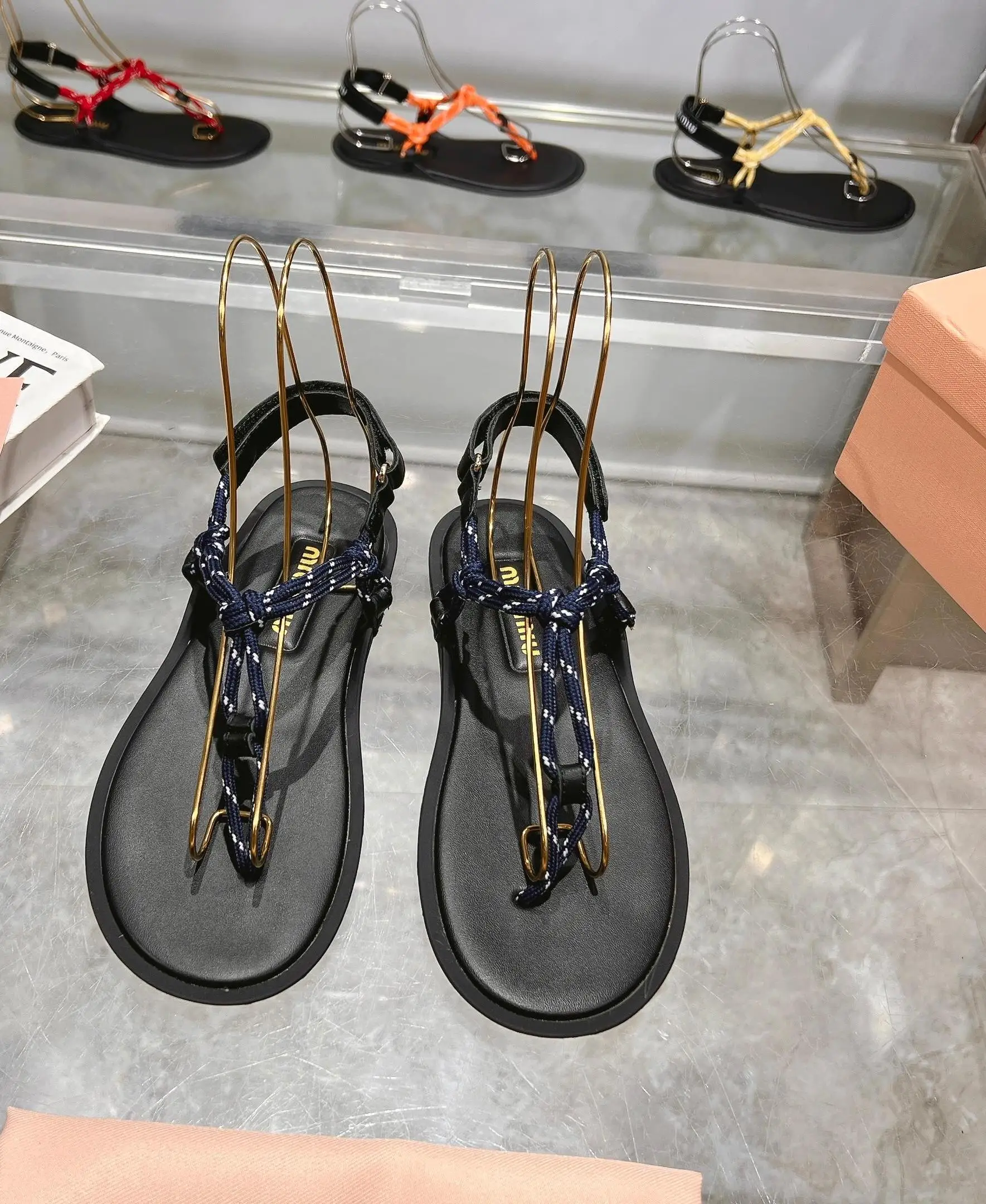 Color: black, Shoe Size: 39 - 25 New Summer Products, Super Cost-effective, Summer Sandals and Flip-flops Are Versatile and Trendy, MIU Series Flip-flops