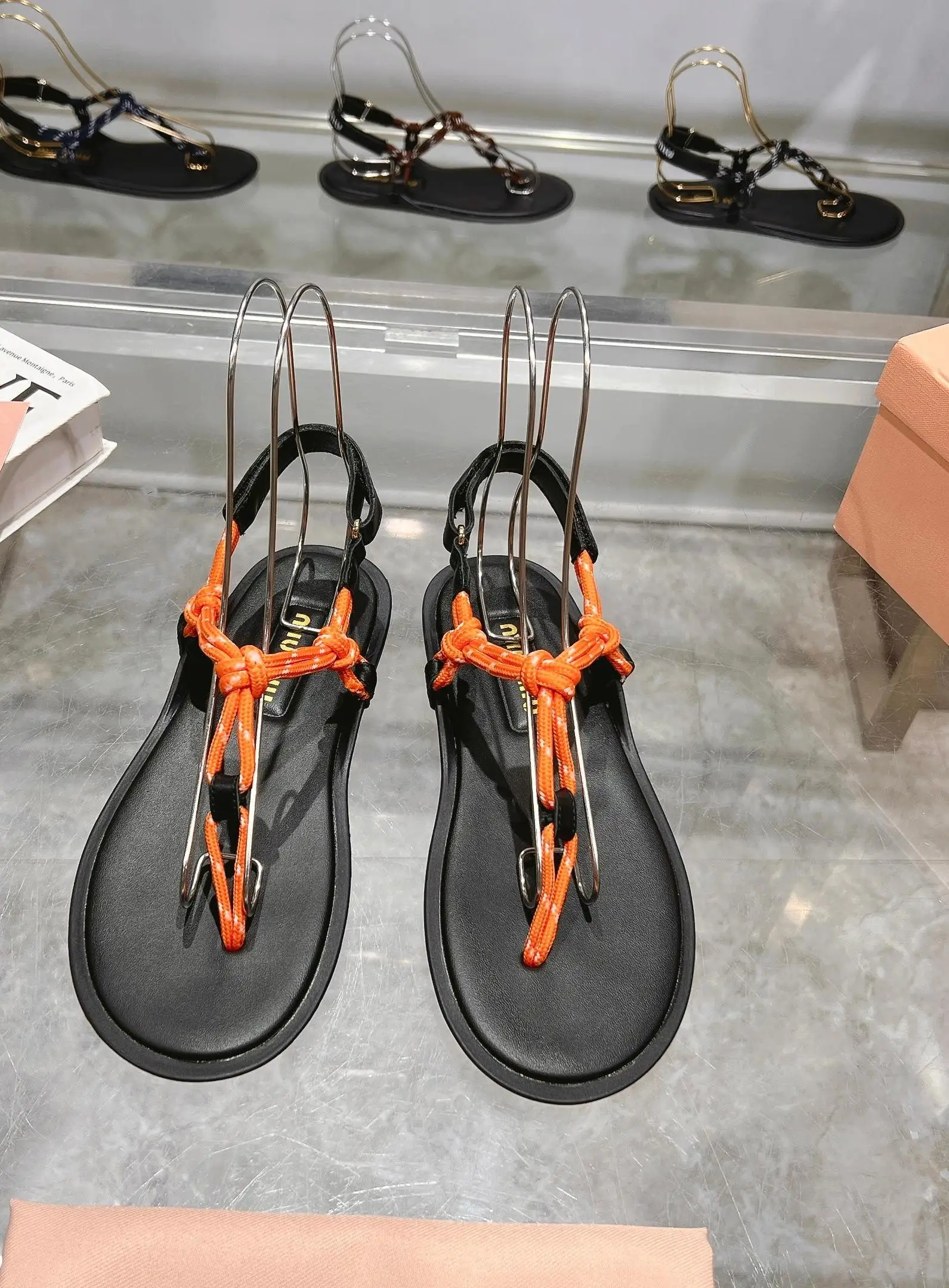 Color: black, Shoe Size: 39 - 25 New Summer Products, Super Cost-effective, Summer Sandals and Flip-flops Are Versatile and Trendy, MIU Series Flip-flops