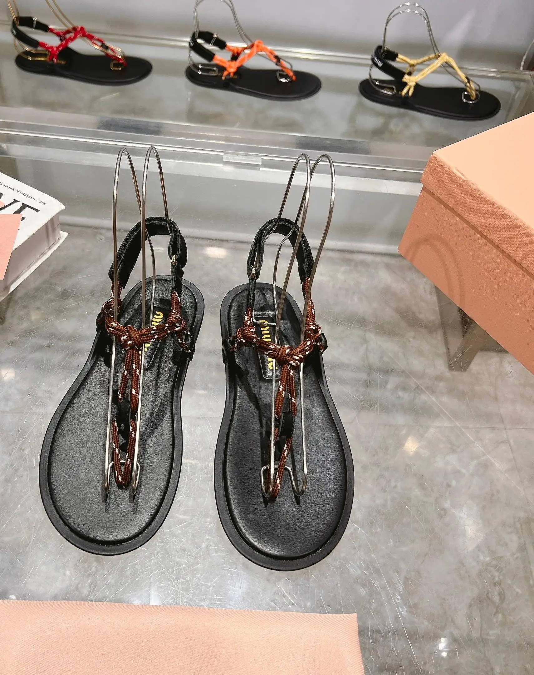 Color: black, Shoe Size: 39 - 25 New Summer Products, Super Cost-effective, Summer Sandals and Flip-flops Are Versatile and Trendy, MIU Series Flip-flops