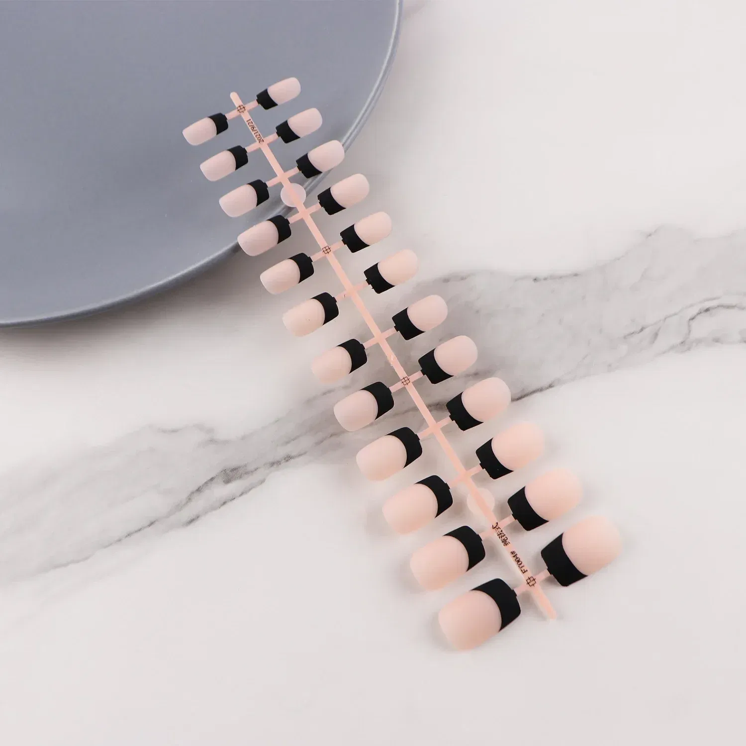 Color: PURPLE - 24PCS Square Head Matte False Nails Ballet Detachable Full Cover Artificial Fingernails Frosted Press Glue on Fake Nail Tips