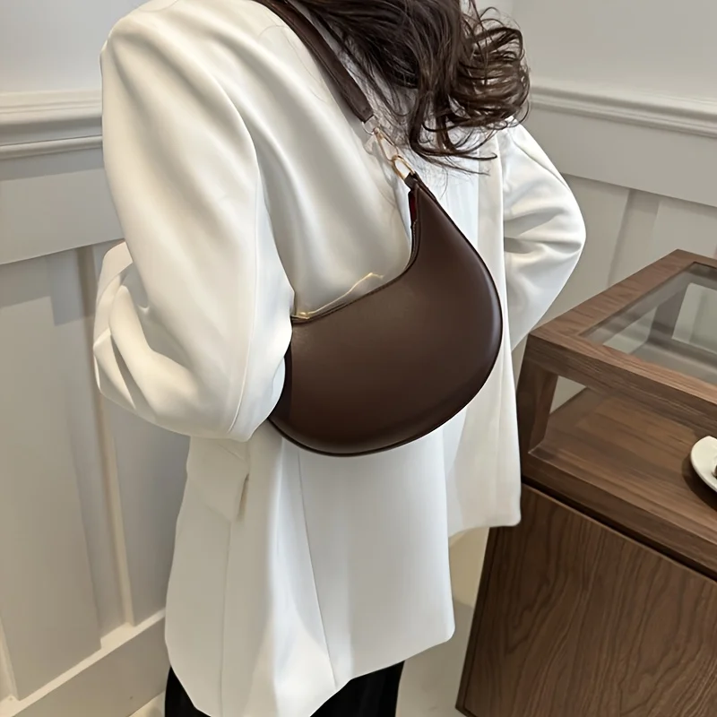 Color: WHITE - New Fashionable High-end Moon-shaped Baseball Bag, Showing Luxury, Women's Single Shoulder Bag