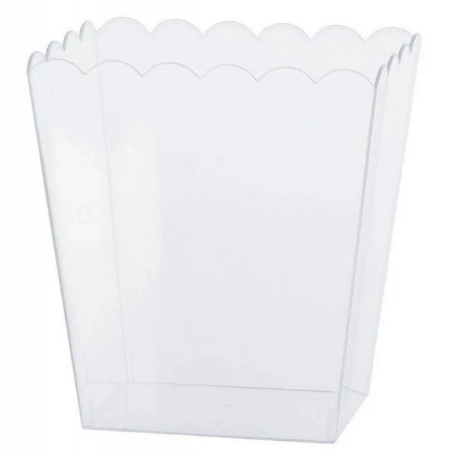 Scalloped Plastic Container - Small (Clear)