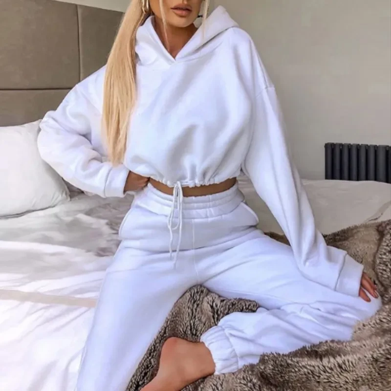 Women's 2-Piece Jogging Suit with Hoodie
