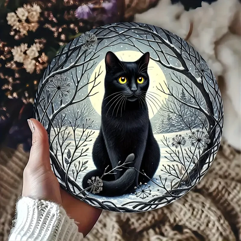 Cat Lover's Delight: 20.32x20.32cm Round Metal Sign