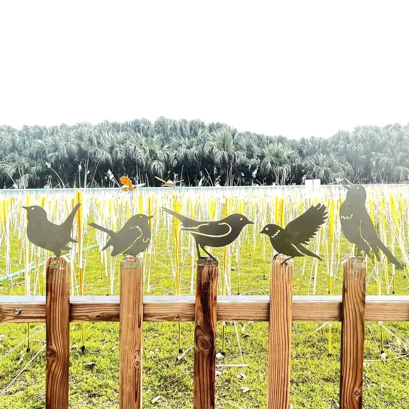 5pcs Rusty Metal Birds Set Outdoor Garden & Yard Decor