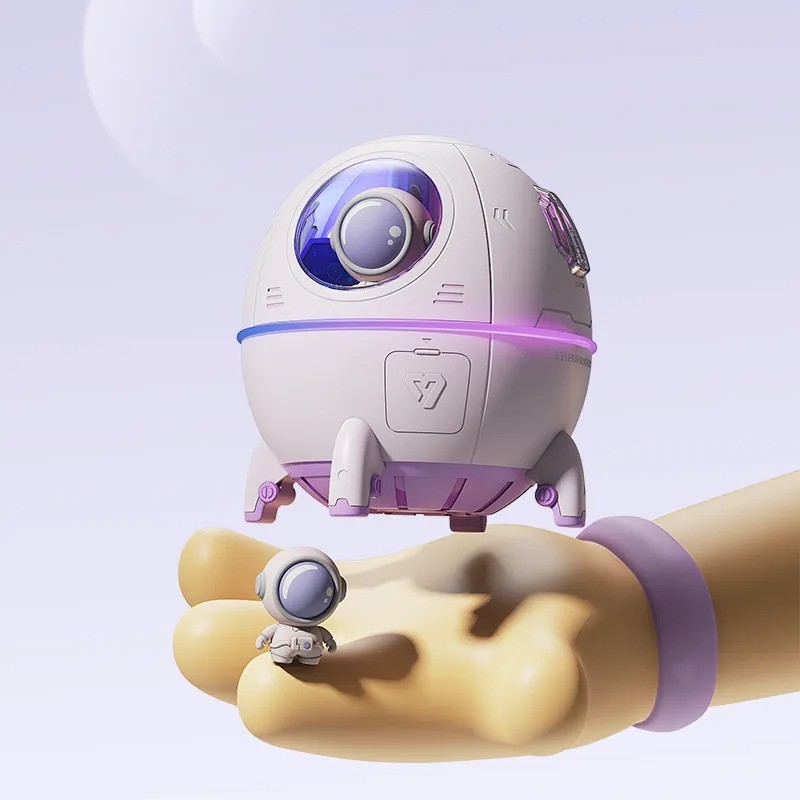 USB Astronaut Humidifier - Moisturizing Home Decor