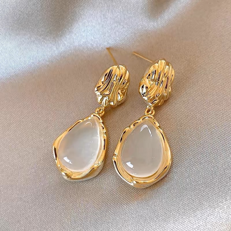 Water Drop Irregular Ear Studs Female Fashion Artistic