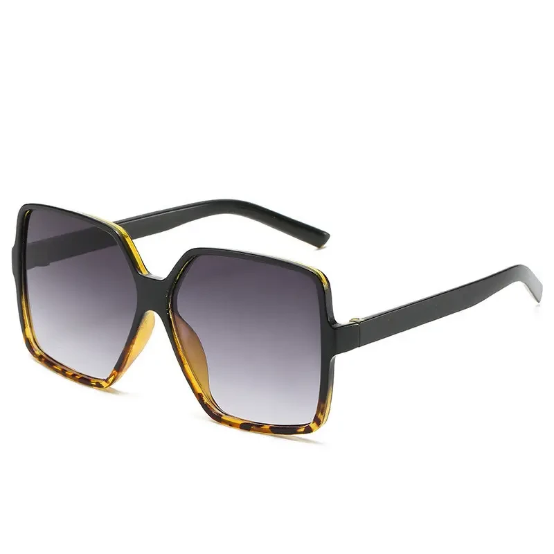 Women's Oversize Gradient Lens Sunglasses