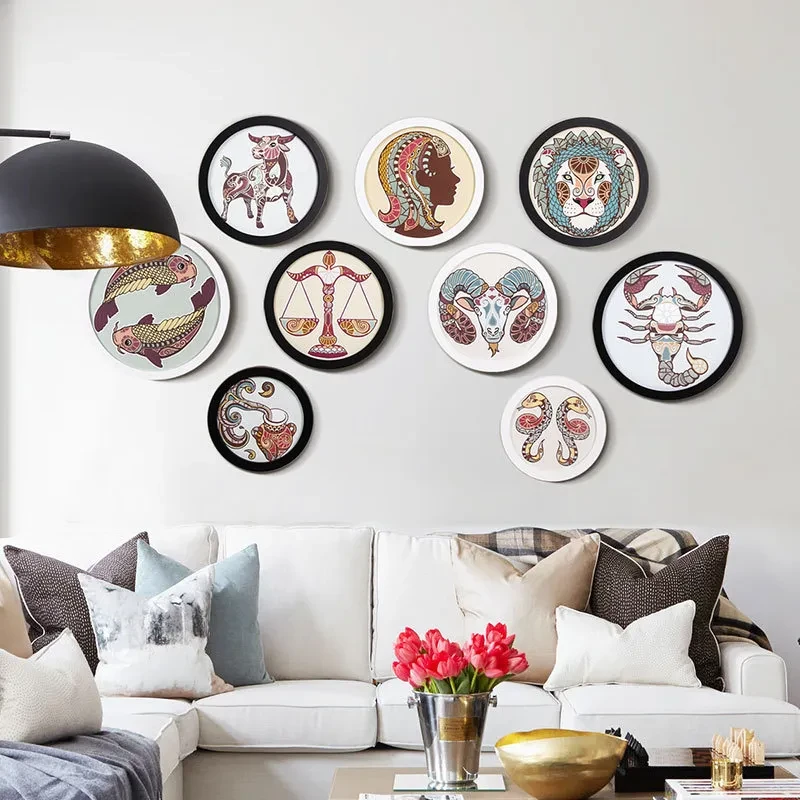 Simple And Modern Round Photo Frame