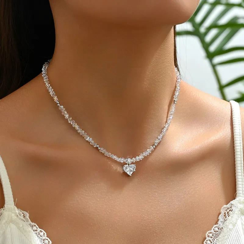 Simple Niche Personality Beaded Crystal Love Necklace
