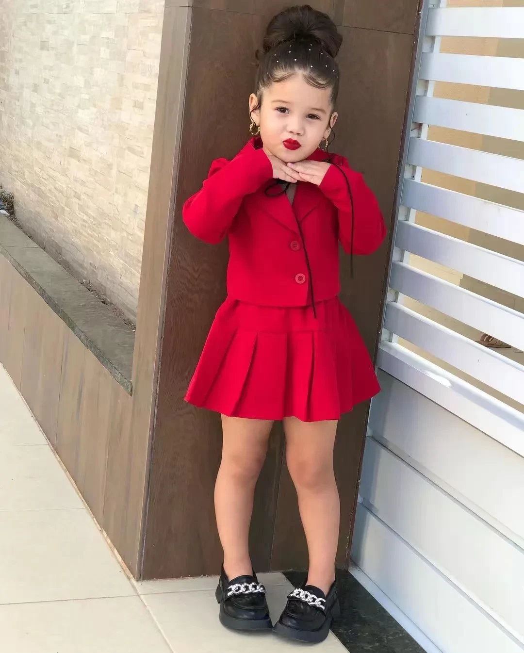 Fashion Casual Long Sleeve Short Cardigan Skirt Outfit