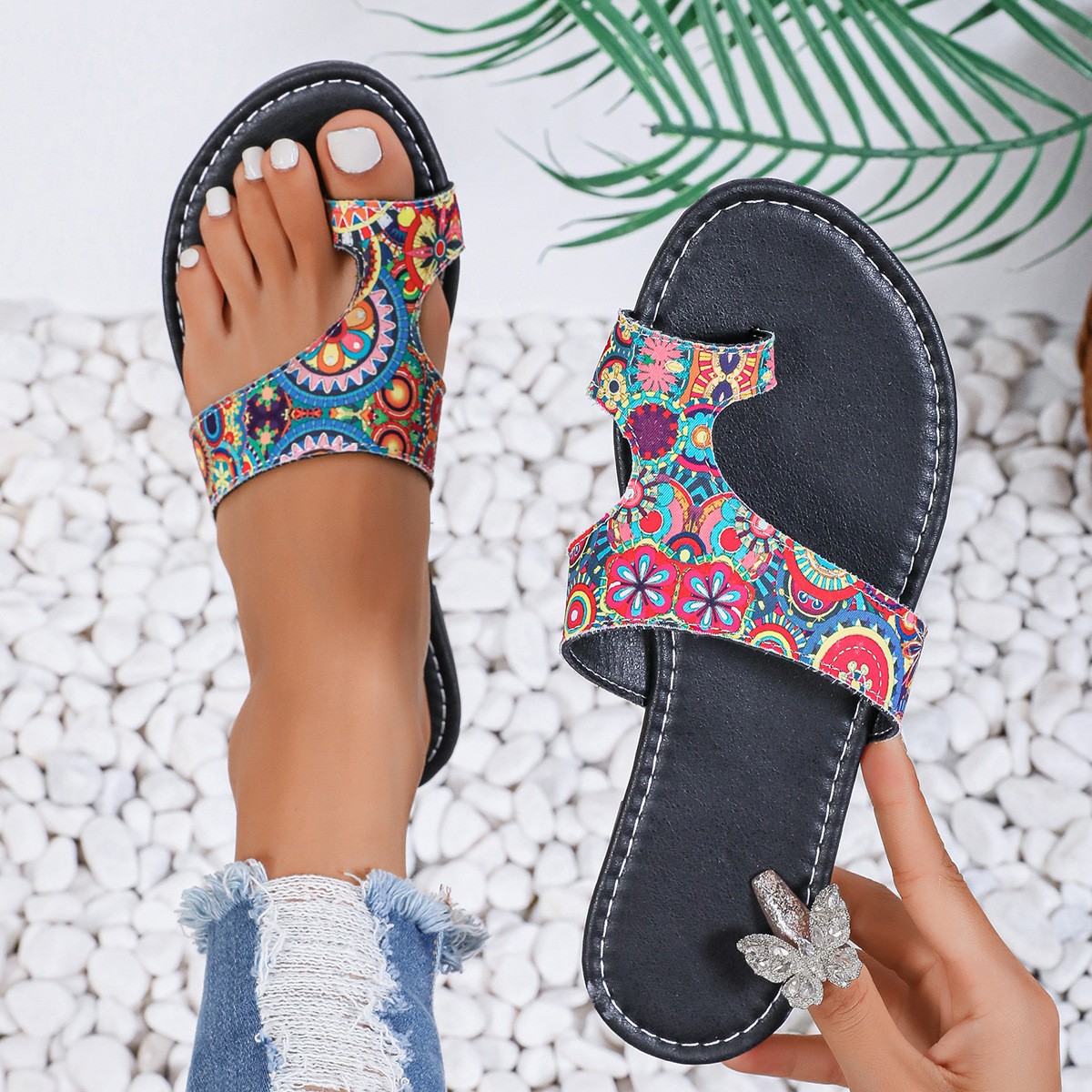 Plus Size Printed Ethnic Style Casual Toe Covering Flip-flops