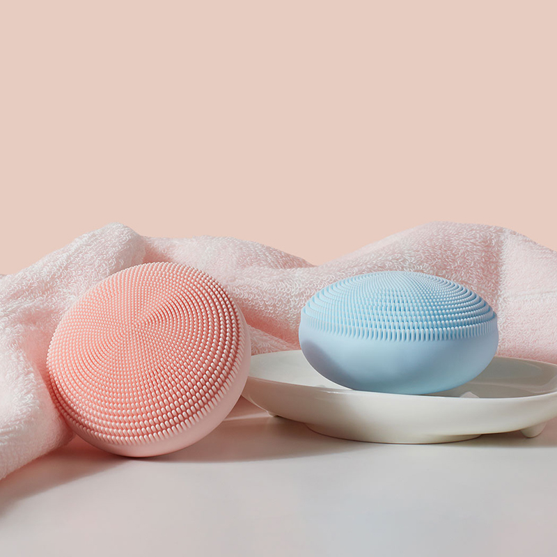 Facial Cleaning Brush