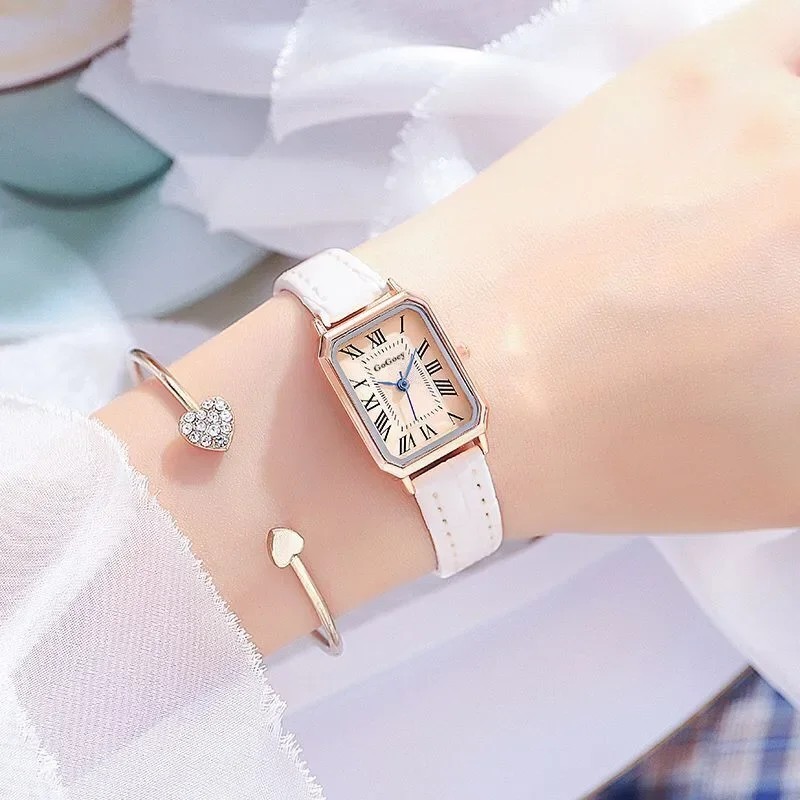Leather Strap Ladies Quartz Watch