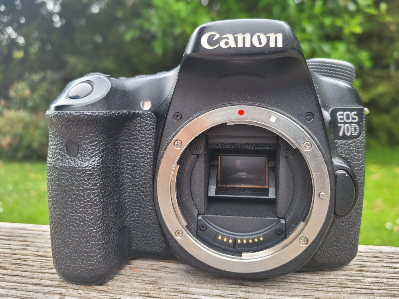 Canon EOS 70D - *DSLR Camera + Accessories*