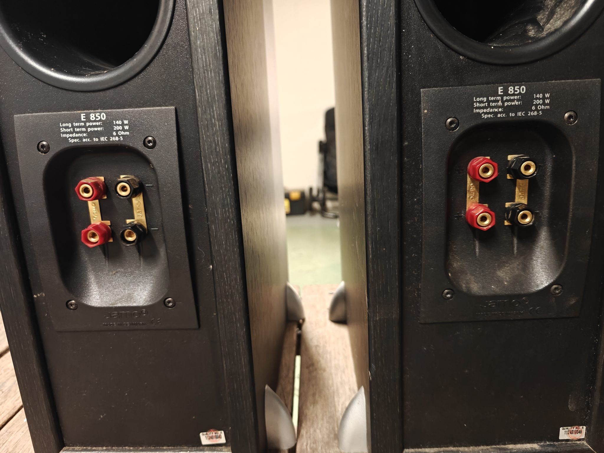 Jamo E850 Floorstanding Speakers *$1 RESERVE*