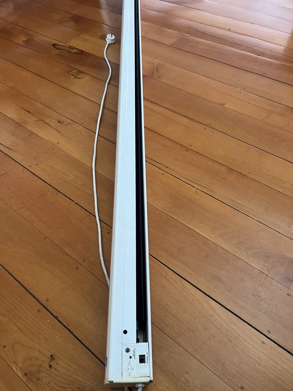 Motorized Projector Screen 100inch