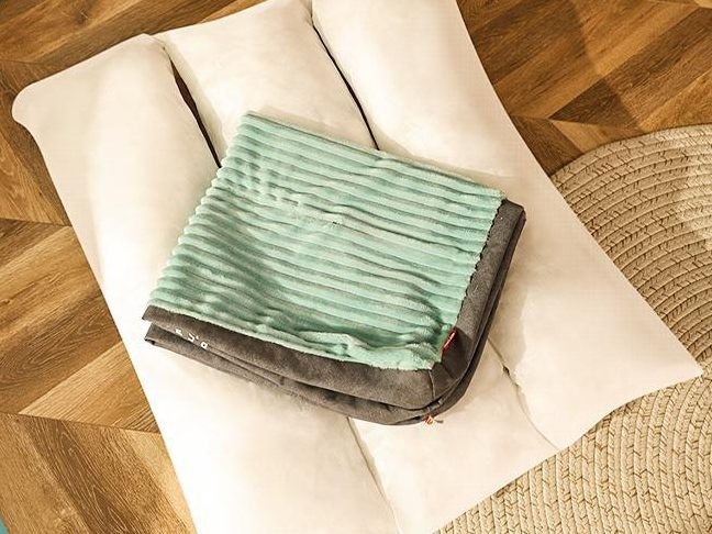 Dog Bed Pet Mattress Warm Thick Washable XL(120cm)
