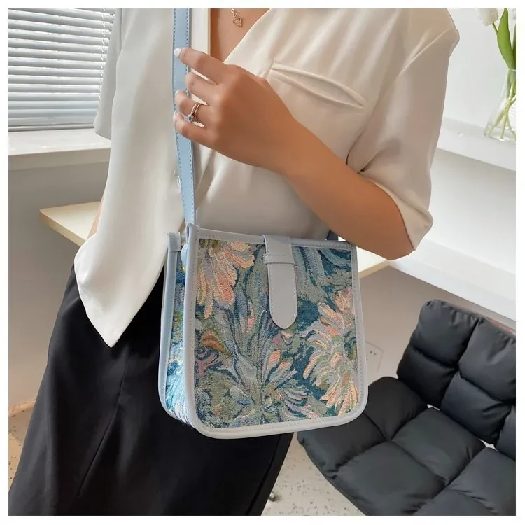 Women's Fashion Graffiti Simple One-shoulder Canvas Bag
