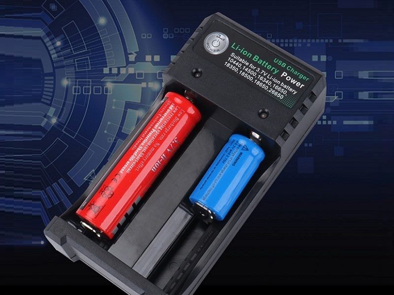 USB Charger for 18650 Rechargeable Battery 2 Slot
