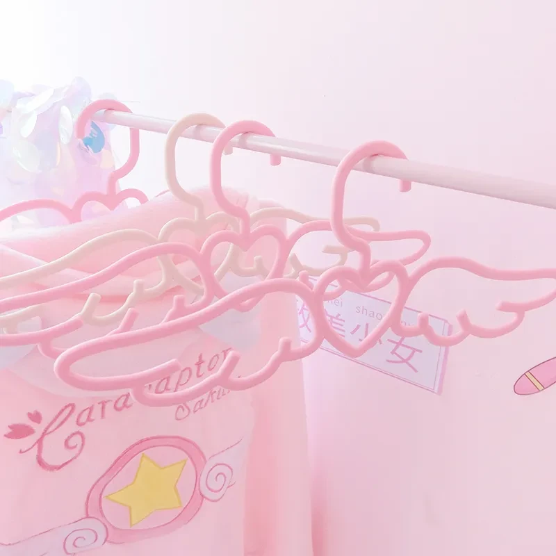 Angel tie hanger