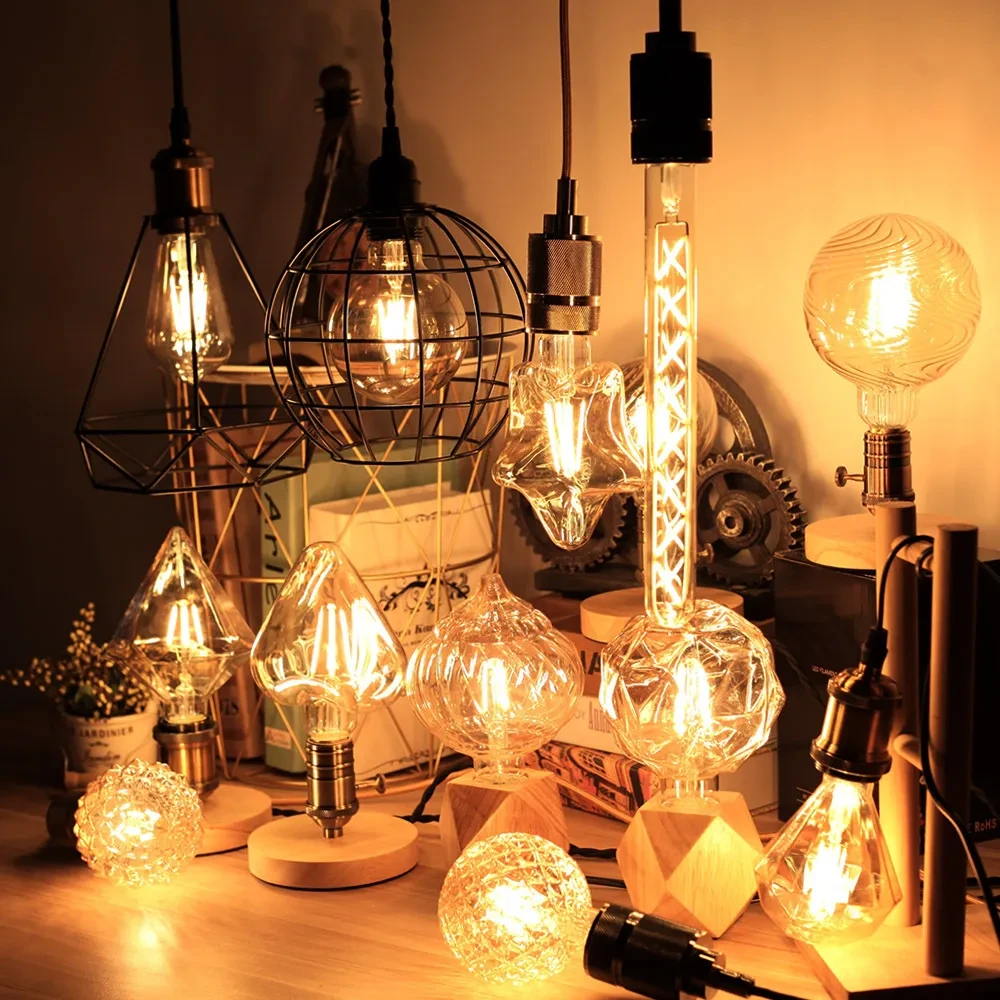 Celebrity Retro Lamp Shaped Bulb