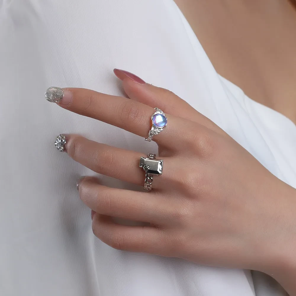 Moonlight Stone Small Group Design Ins Cool Wind High-grade Round Ring