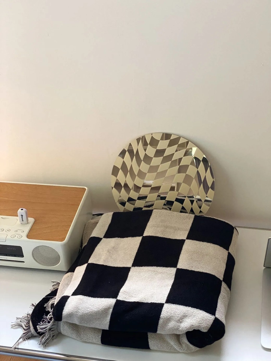 Stylish Vintage Checkerboard Fringe Blanket Shawl