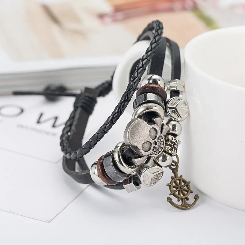 Skull rudder pendant bracelet